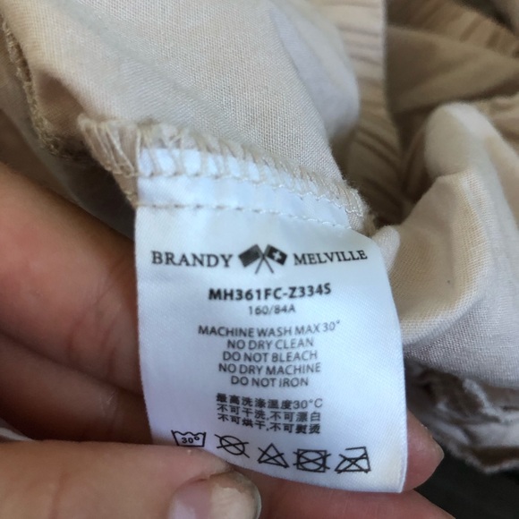 BRANDY MELVILLE SKIRT - Picture 3 of 4